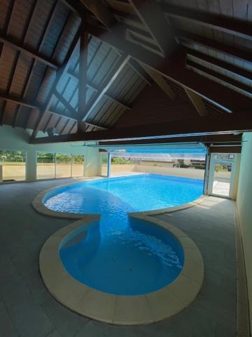 Le 102, T3 Pour 5 Personnes, Vue Montagne, Classe 2 Etoiles Nf, Parking, Piscine En Ete Bagneres-de-Luchon Ngoại thất bức ảnh